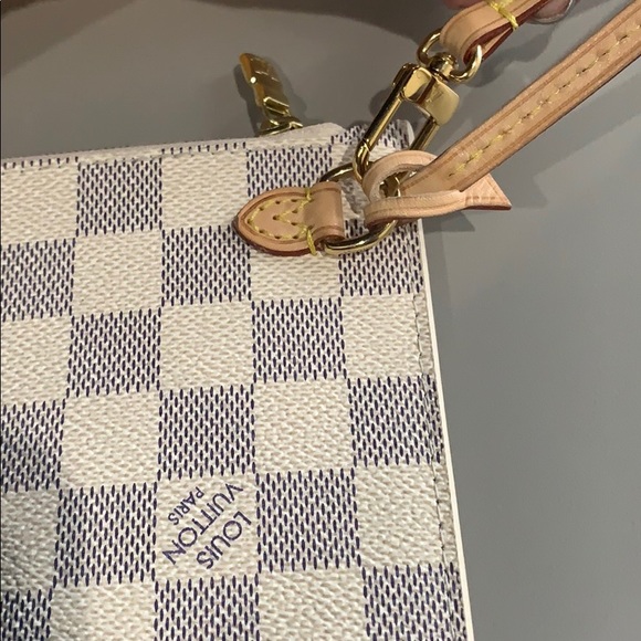 SOLD LouisVuitton 2019 Neverfull Damier Azur Pouch - Picture 3 of 7